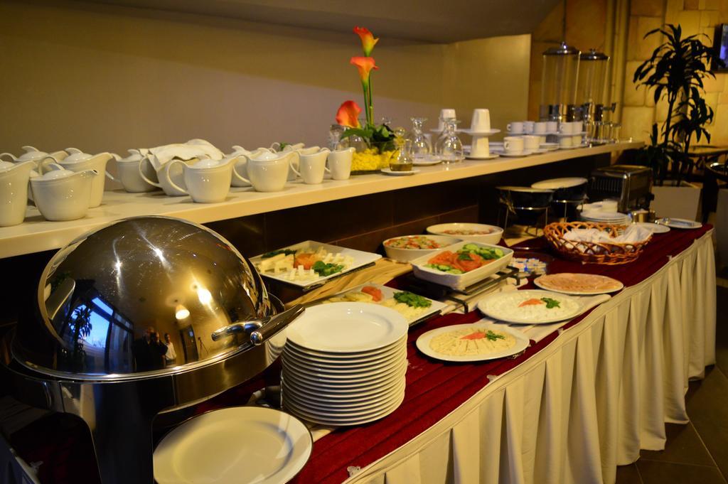Nadine Hotel Suites Amman Eksteriør billede
