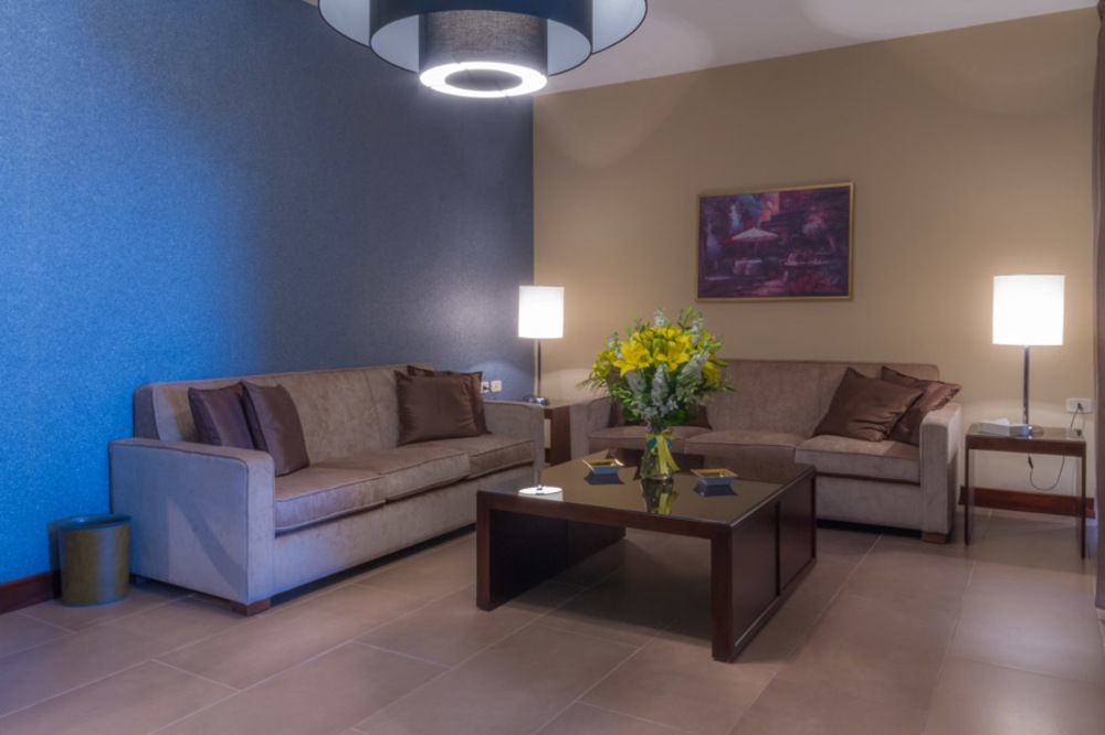 Nadine Hotel Suites Amman Eksteriør billede