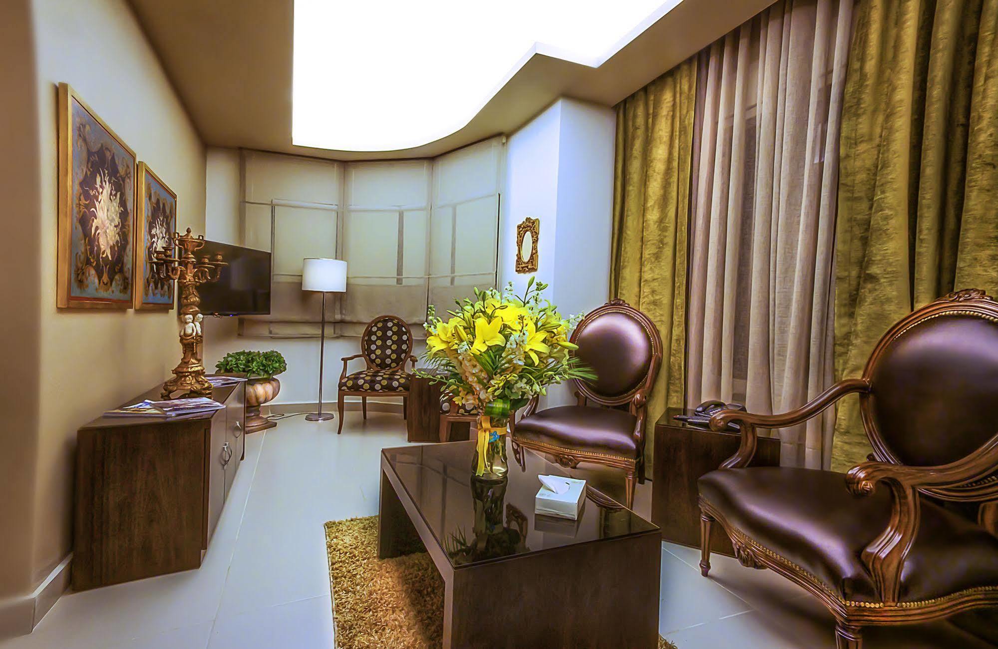 Nadine Hotel Suites Amman Eksteriør billede