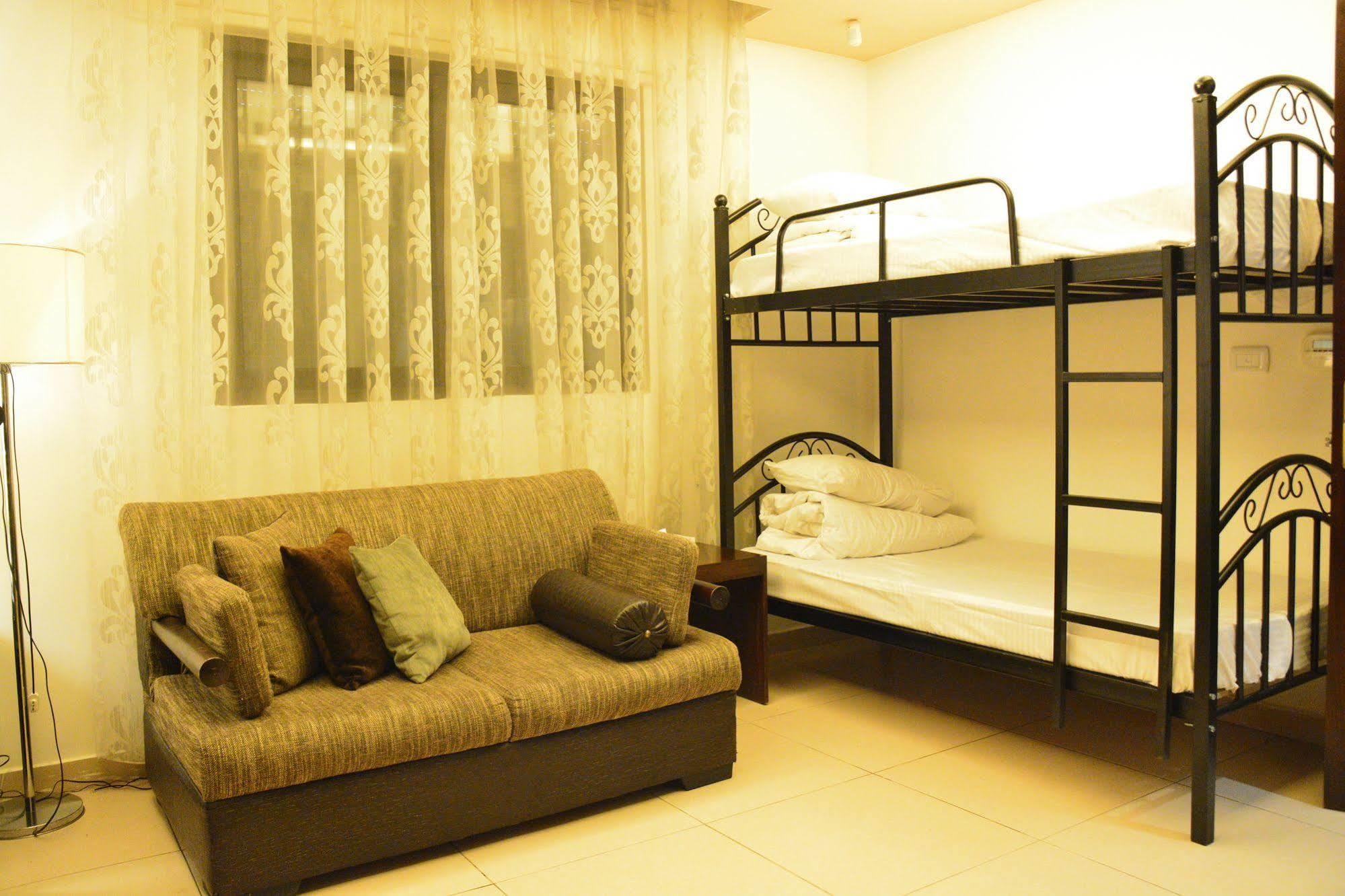 Nadine Hotel Suites Amman Eksteriør billede